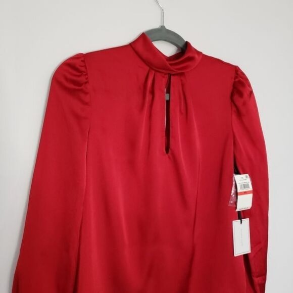 NWT 1. State Keyhole Charmeuse Blouse In Vibrant Red Size XS - Picture 3 of 9